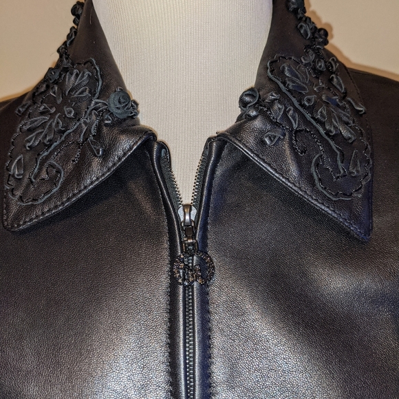 Rare Vintageg ST. JOHN Sport by Marie Gray Embroidered Leather Applique … - Picture 7 of 14